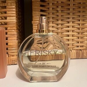 Kittenish Frisky Perfume by Jessie James Decker